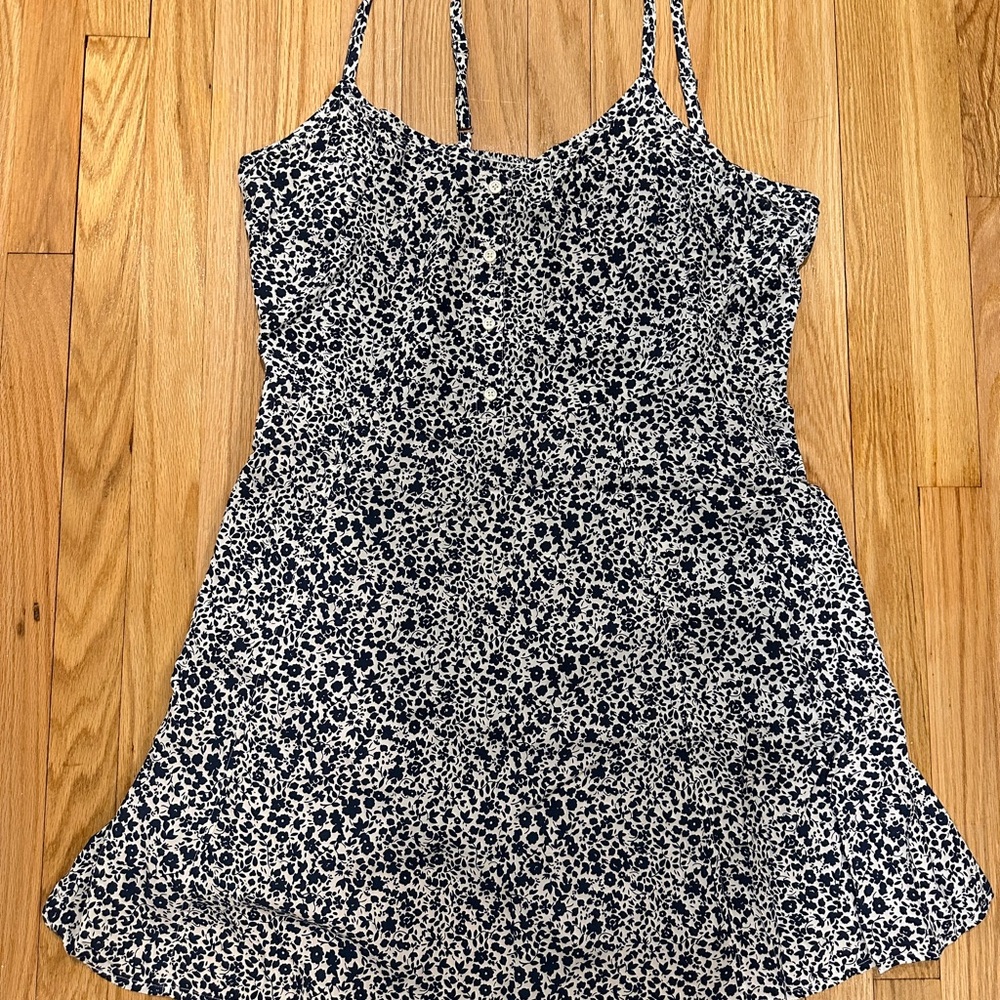 GAP Black and White Fitted Dress